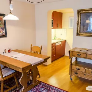 https://appartements-steingasse.saalbachhinterglemmhotels.com